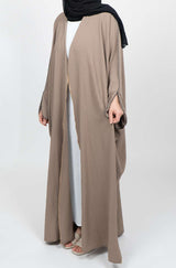 Habiba  - Beige Bisht Abaya - Alyas Abaya