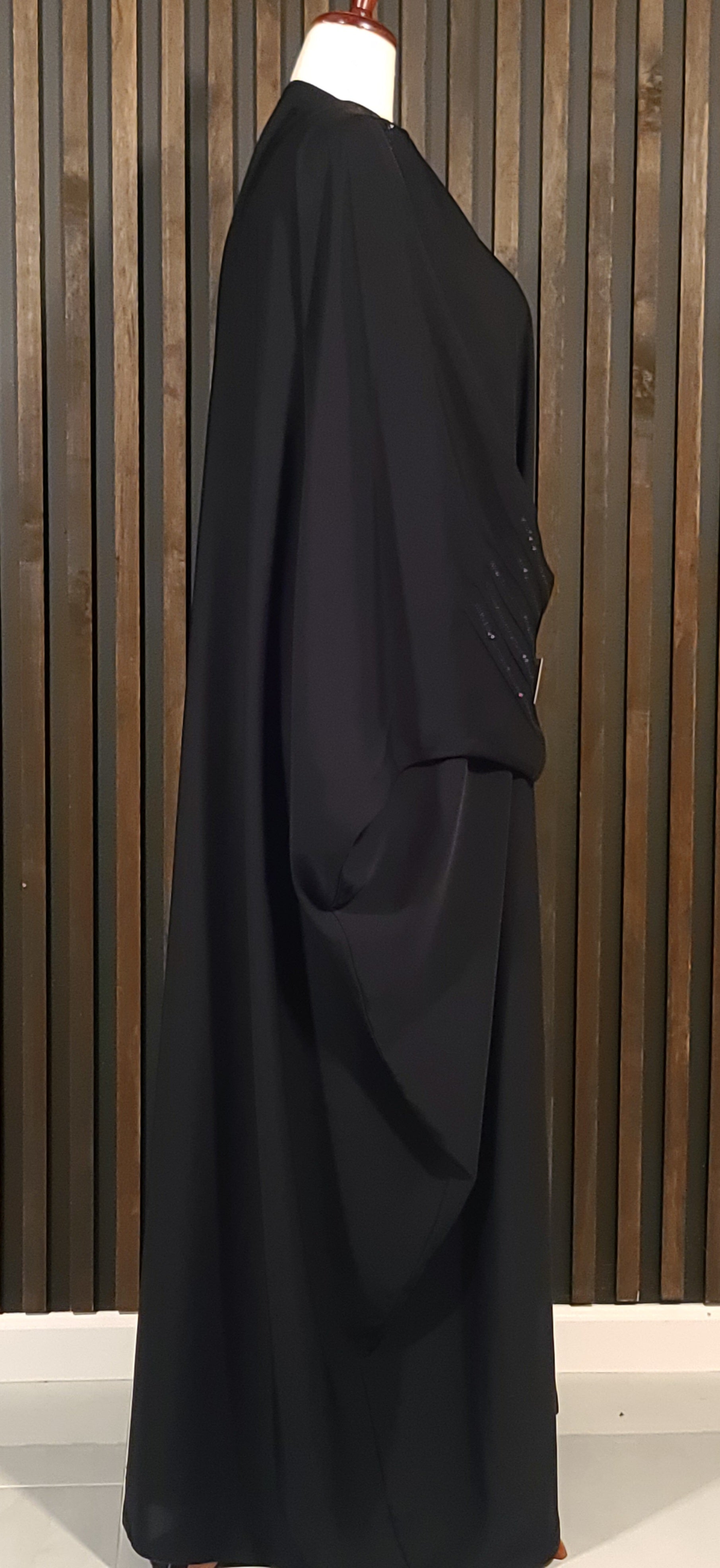 Melika – Bisht Abaya