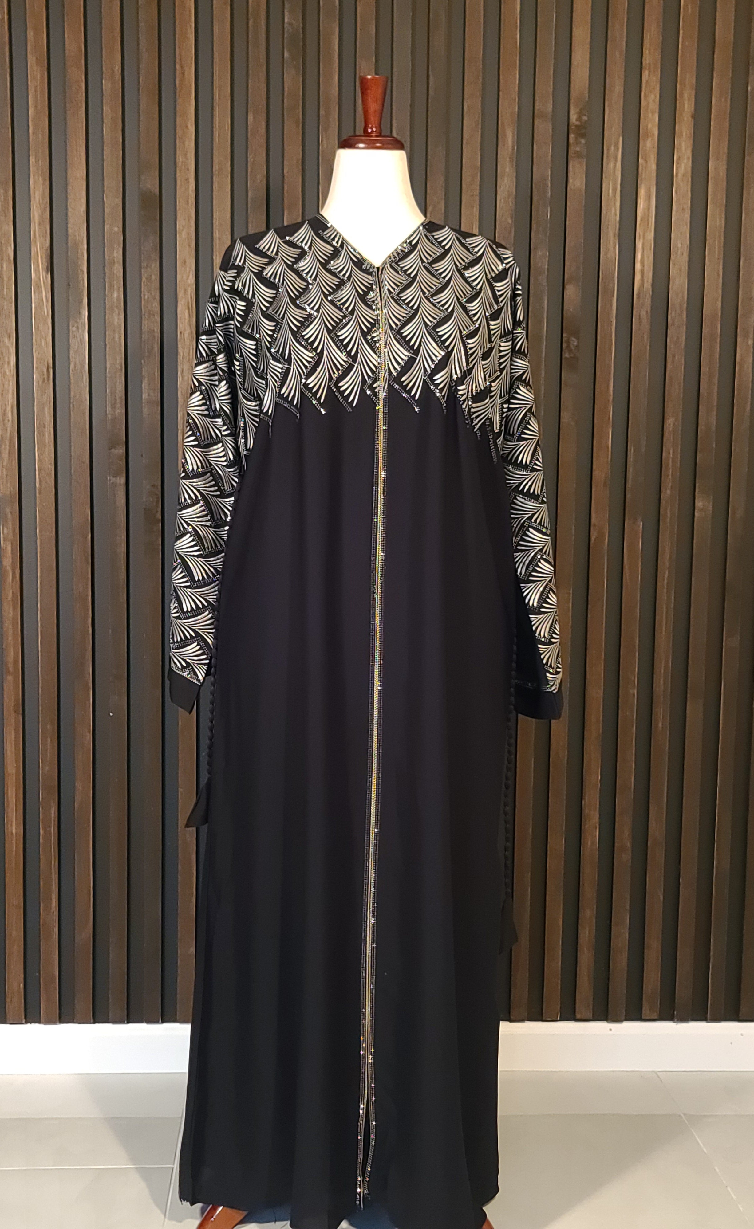 Abyat - Silver Abaya