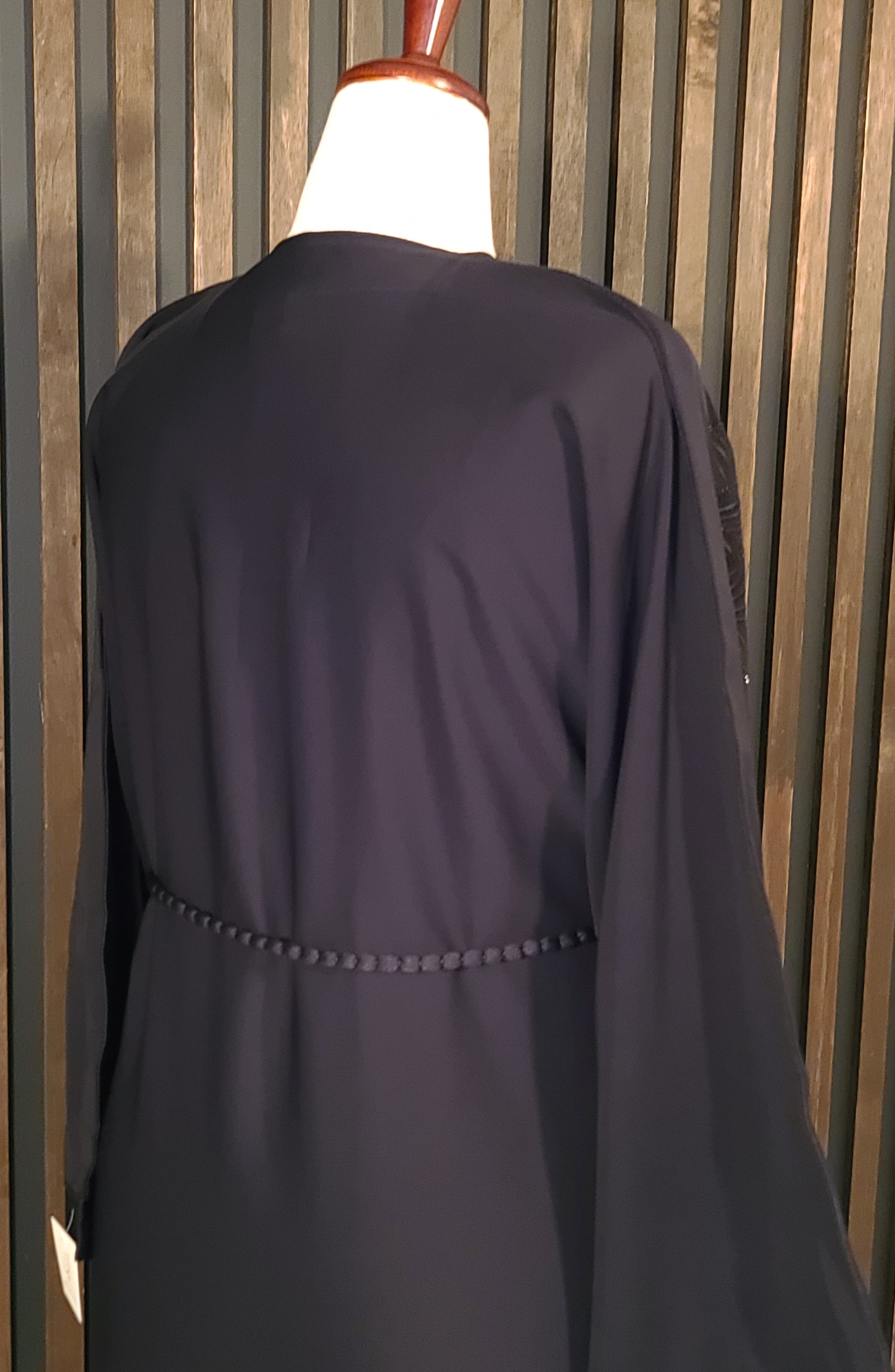 Abyat - Black Abaya