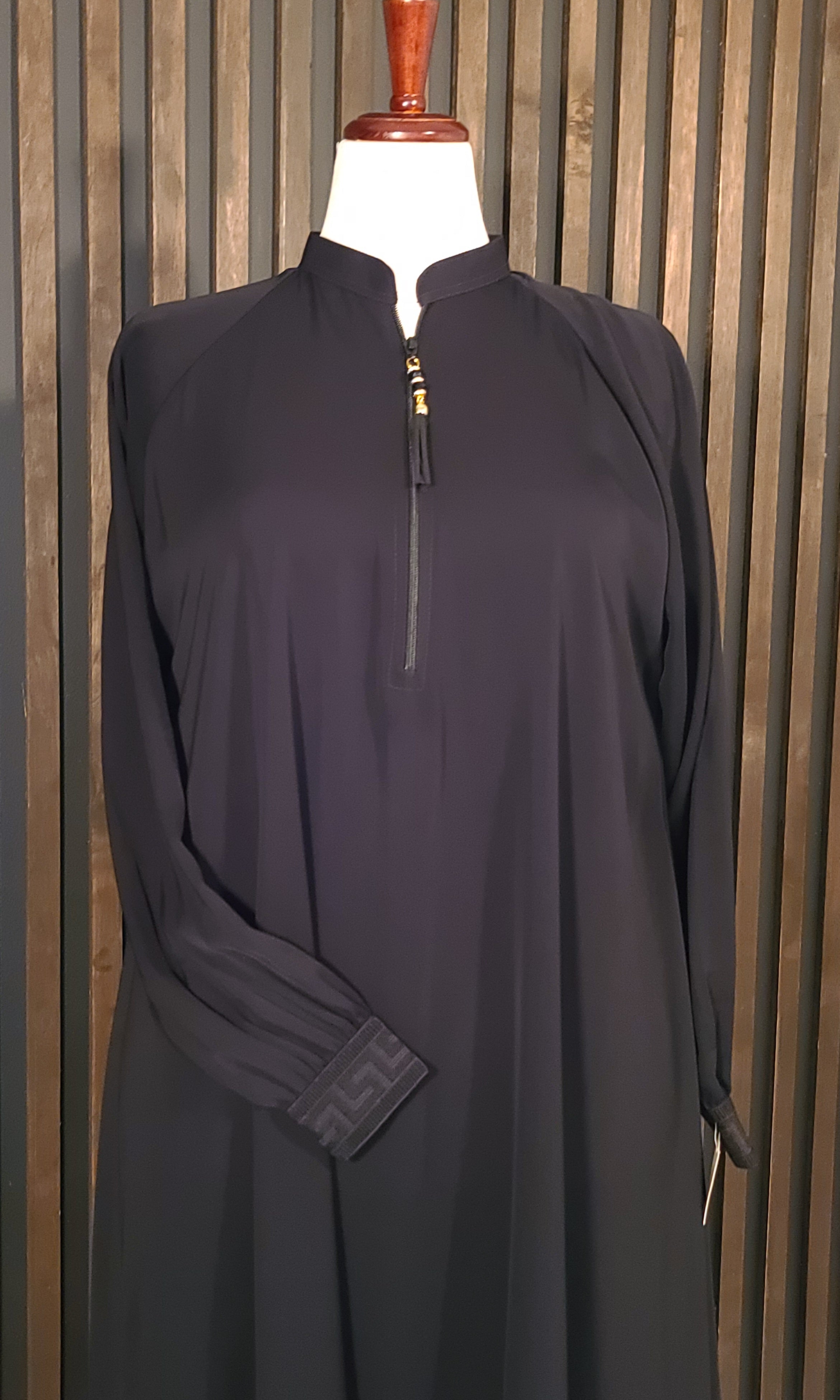 Lujain - Elastic Cuffed Abaya