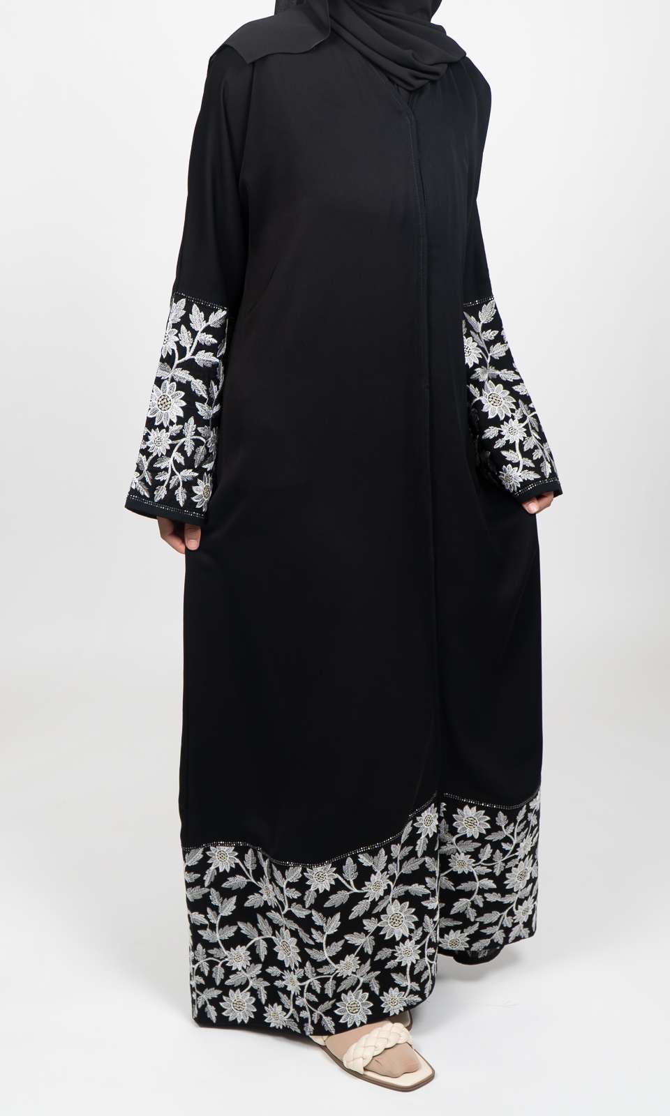 Lily – White Abaya