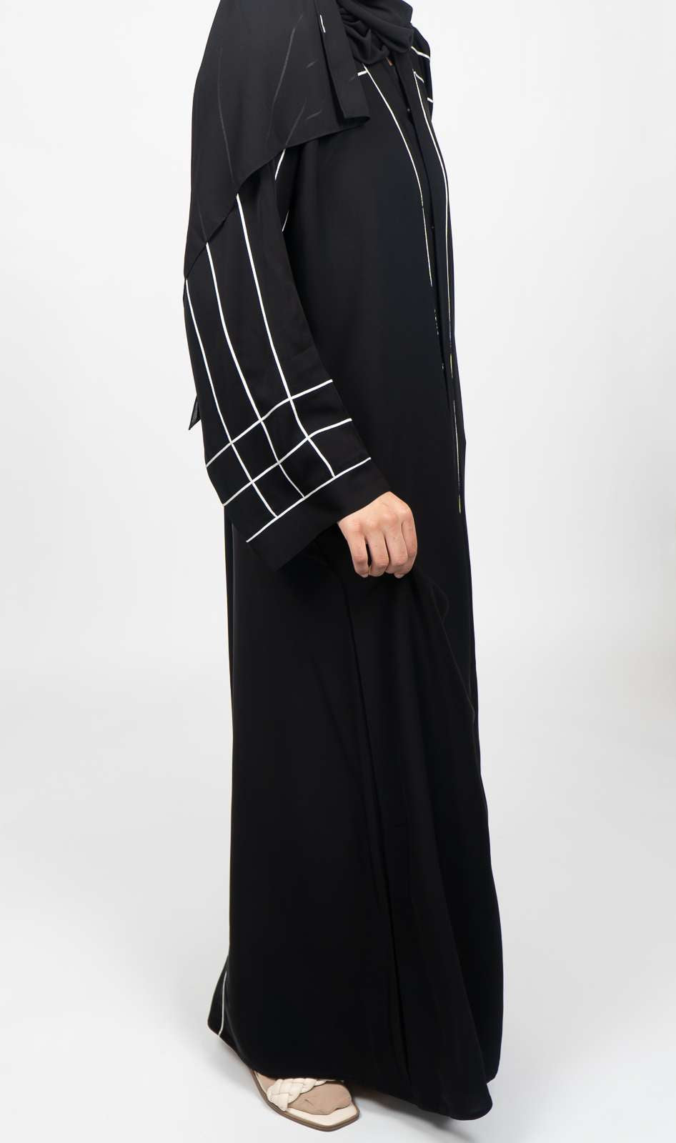 Alyas - White Cord Abaya