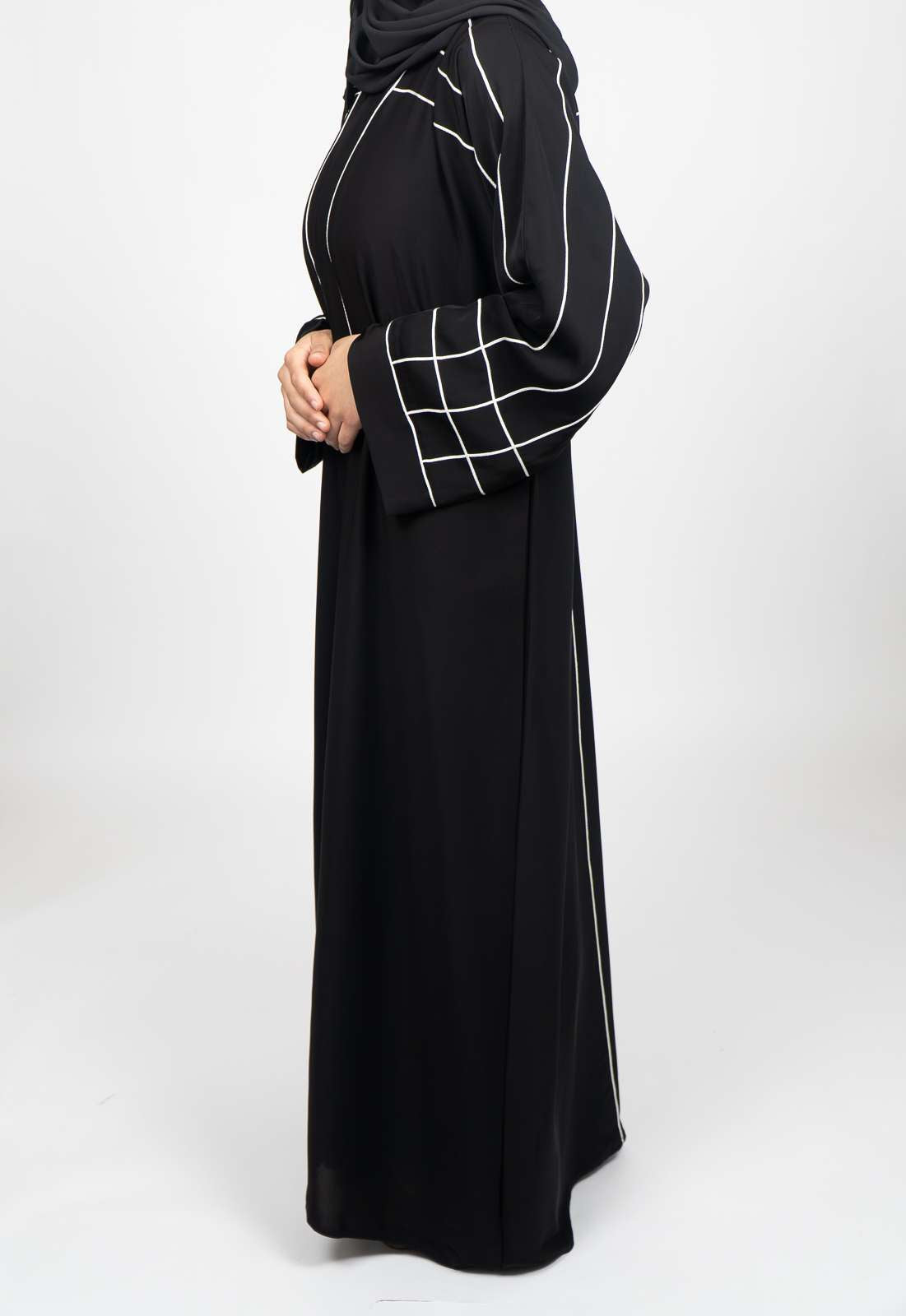 Alyas - White Cord Abaya