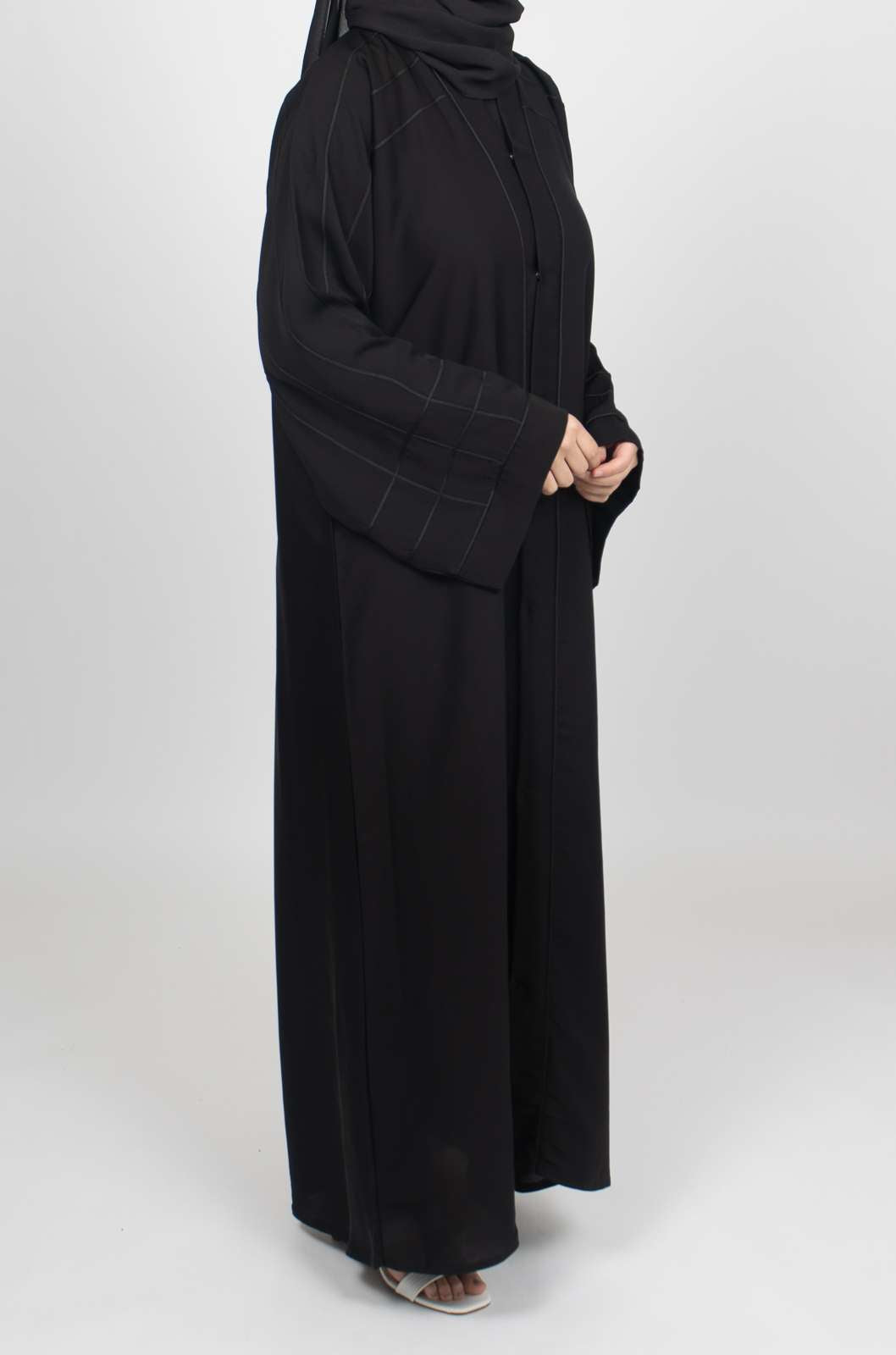 Alyas - Black Cording Abaya