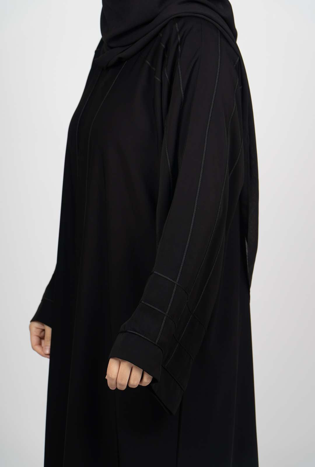 Alyas - Black Cording Abaya