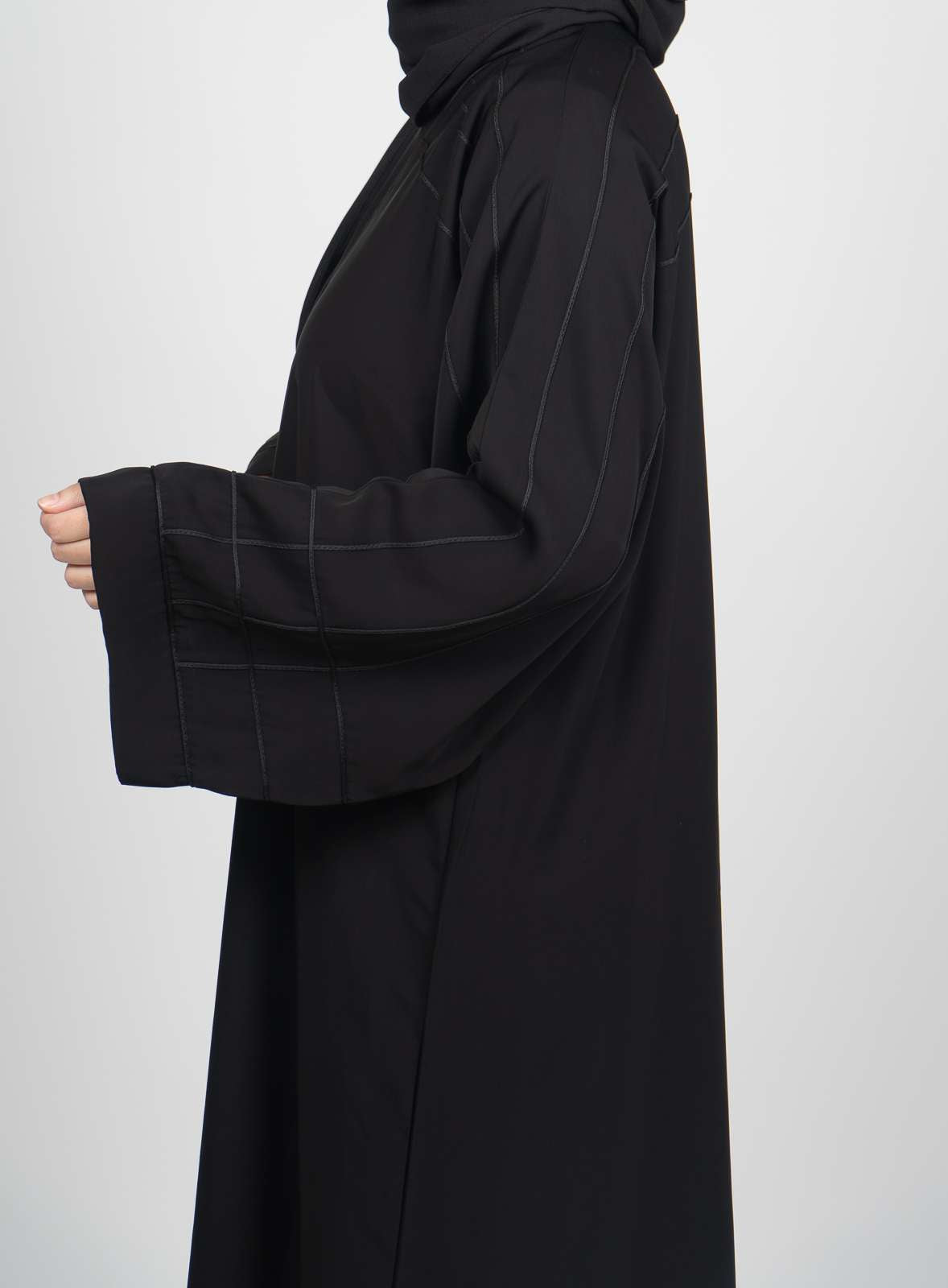 Alyas - Black Cording Abaya