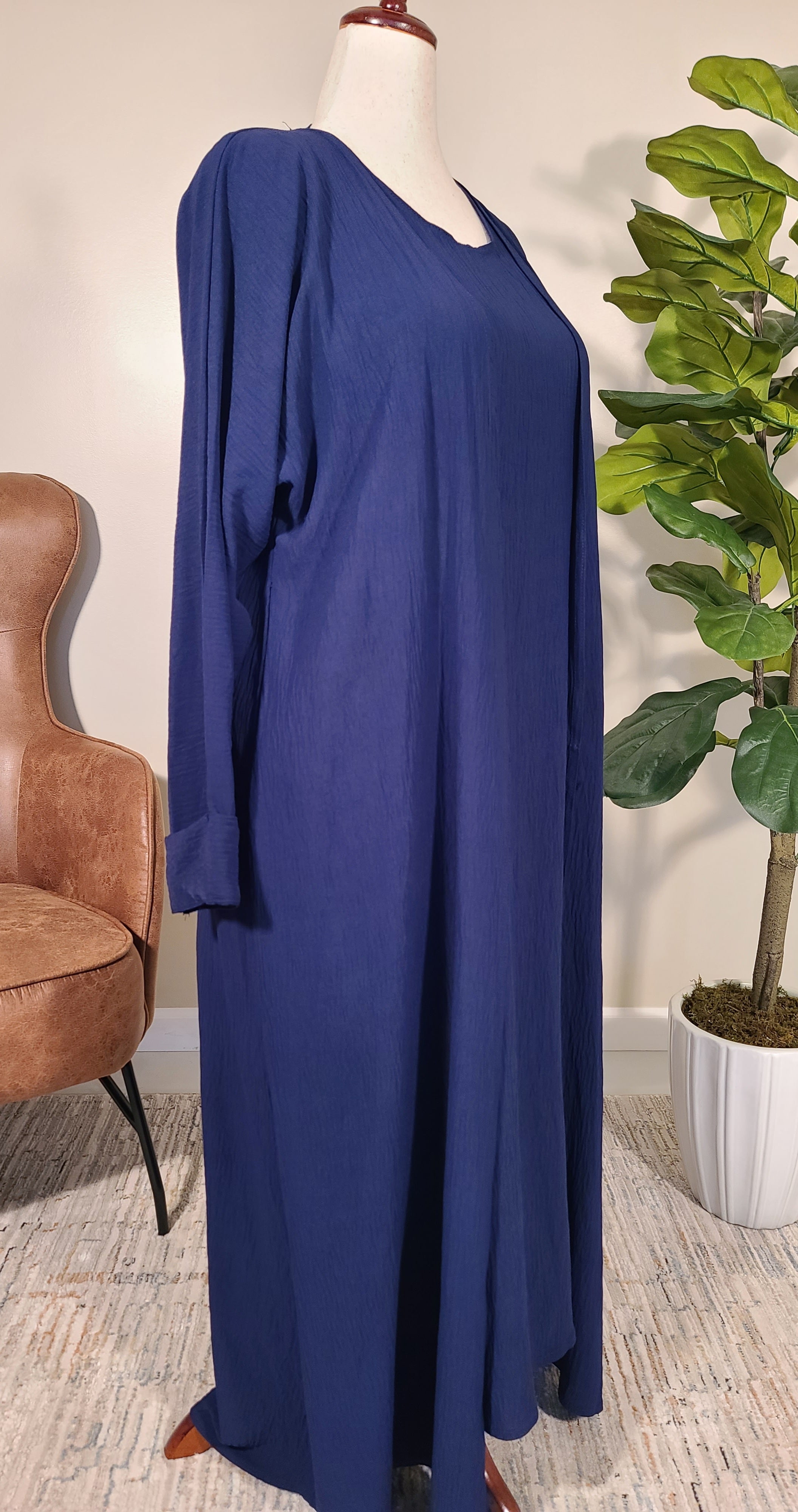Khawla - Navy Abaya