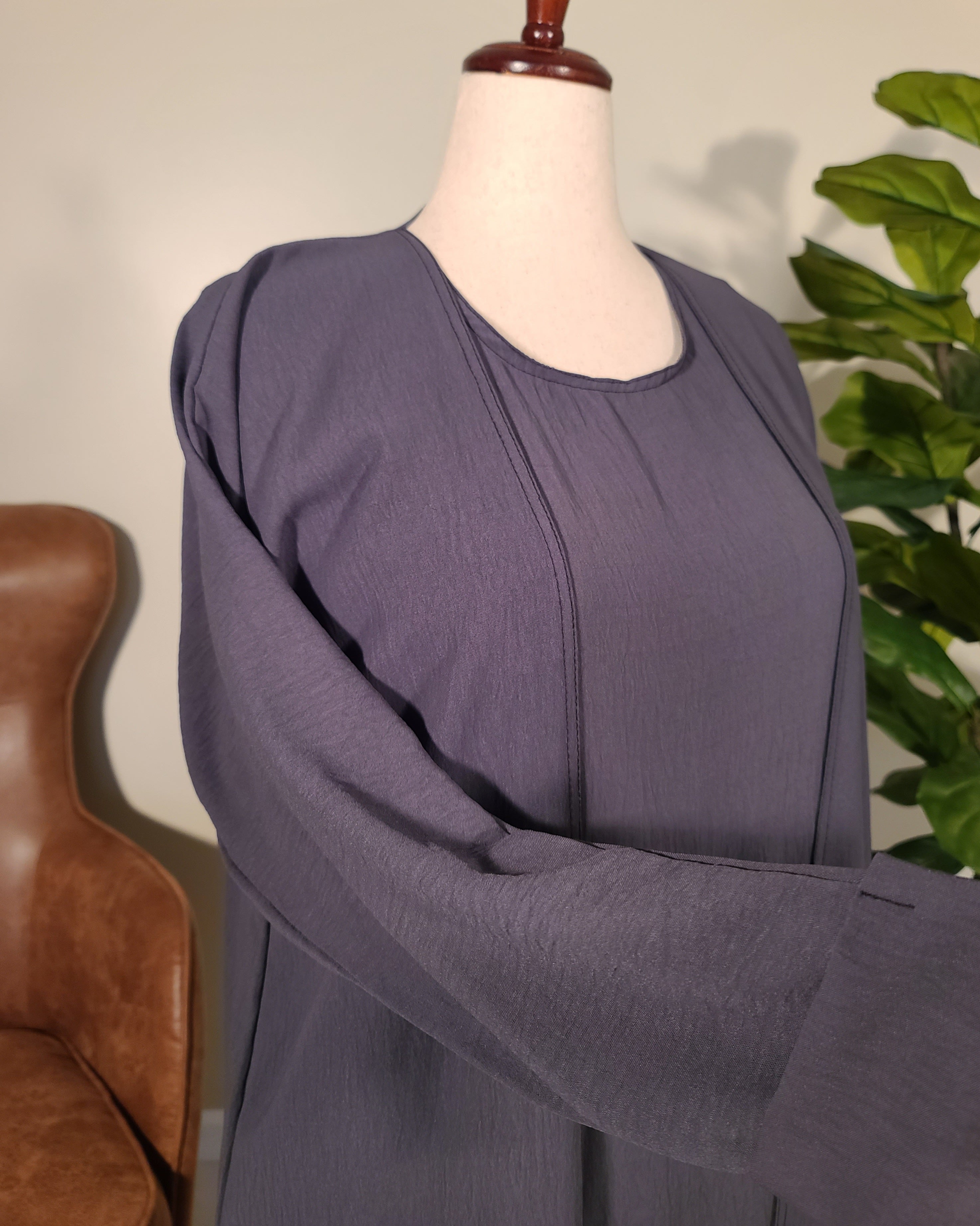 Khawla - Gray Abaya
