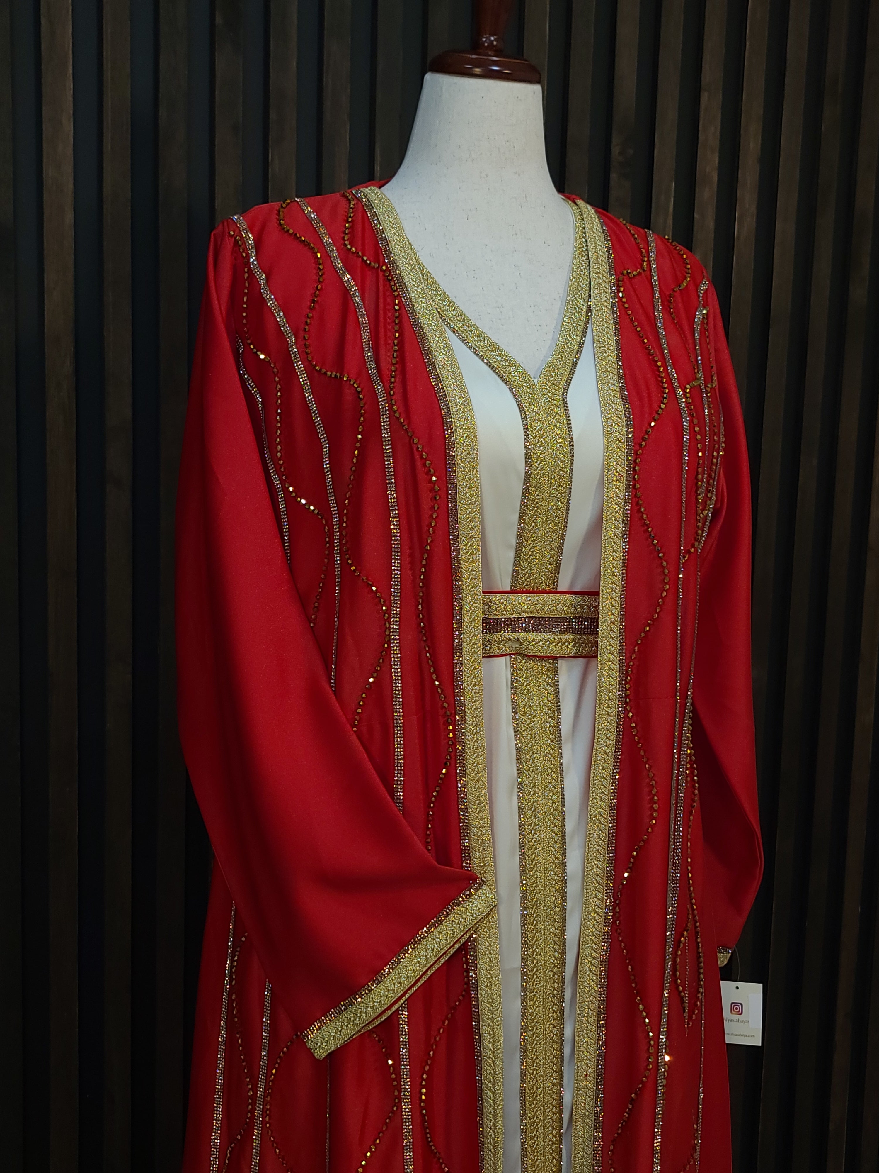 Kaftan - Red Dress