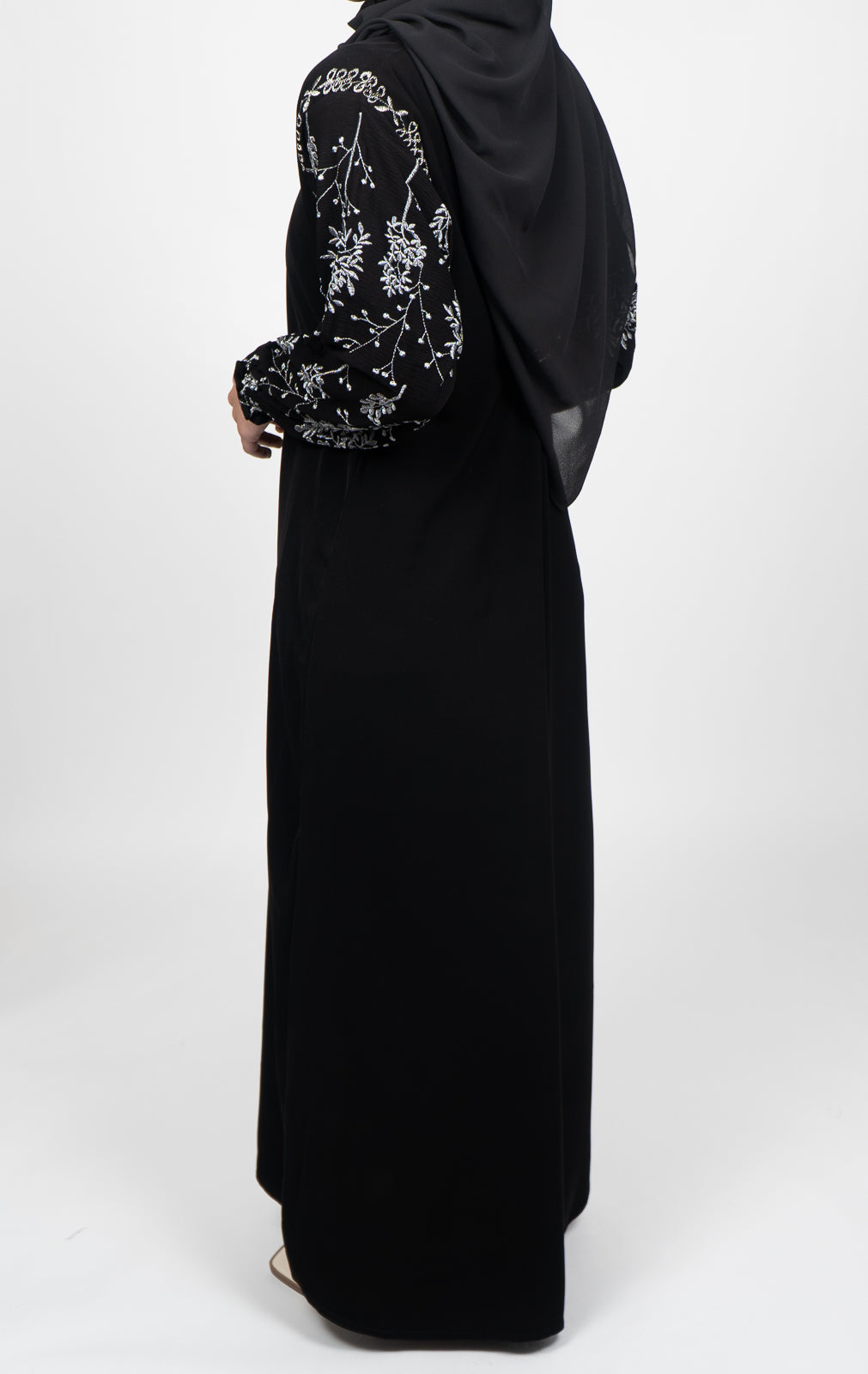 Teba – Silver or Gold Embroidery Abaya