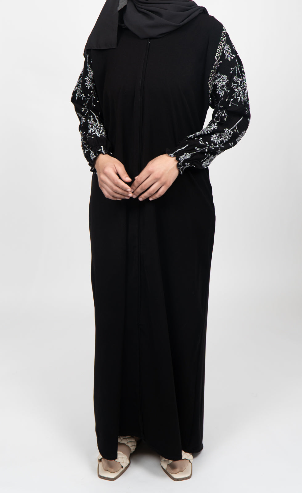 Teba – Silver or Gold Embroidery Abaya